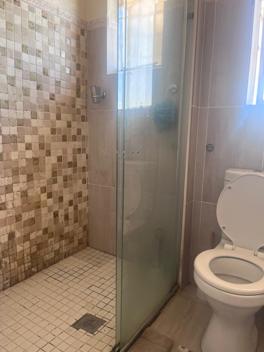 5 Bedroom Property for Sale in Walmer Estate Western Cape